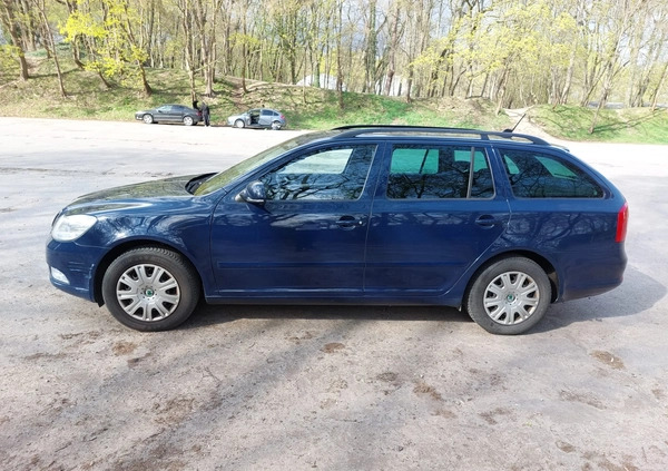 Skoda Octavia cena 16999 przebieg: 310300, rok produkcji 2012 z Szczecin małe 667